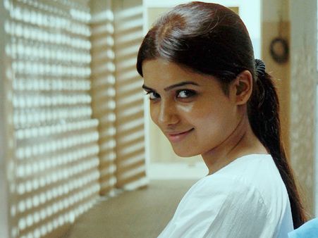 Samantha To Lose Her Glamour For Vada Chennai, Dhanush Sets Aside 200 Days!