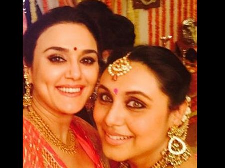 #RealPataka: Pregnant Rani Mukherjee's Diwali Selfie With Preity Zinta Will Lighten Your Day!