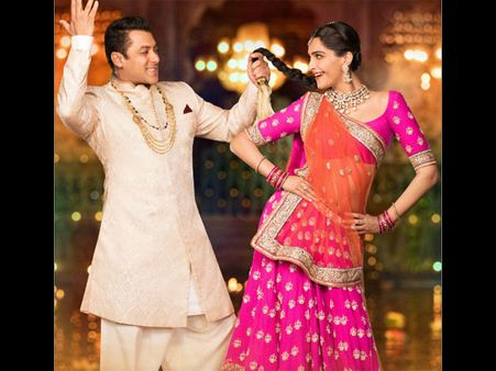 OMG! Sonam Kapoor Reveals Salman Khan Did Not Want Her In Prem Ratan Dhan Payo Initially