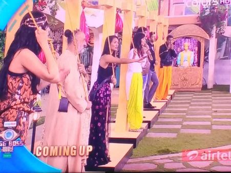 Bigg Boss 9 With Salman Khan: Day 50 Spoiler – Guess Who Will Leave The Rope First In Potli Task!