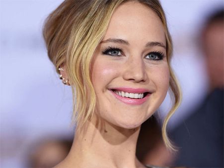 Jennifer Lawrence Wants To Be A Doctor & Make Movie On Acid!