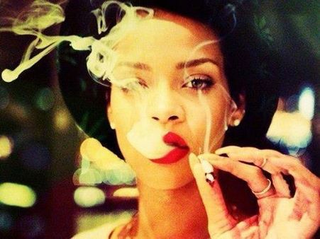 Hollywood Celebrities Who Love Weed & Haven't Denied It!