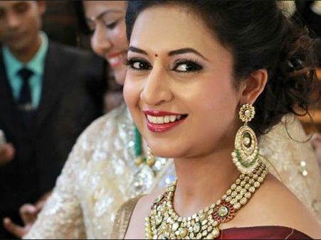 Yeh Hai Mohabbatein's Divyanka Tripathi Brushes Off Rumours Of Marrying Vivek Dahiya