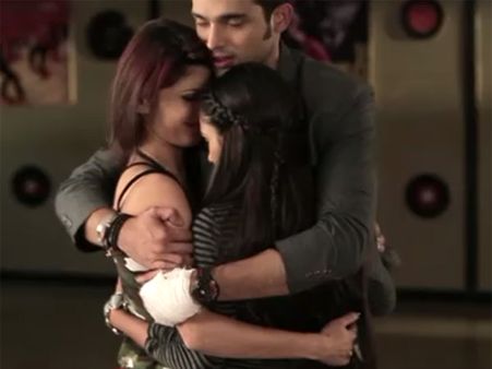 Kaisi Yeh Yaariyan 2: Manik Fears Fab5 Is About To End