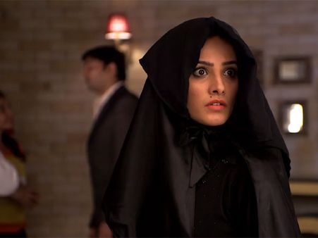 Yeh Hai Mohabbatein: What? Ishita To Die Saving Shagun's Baby!