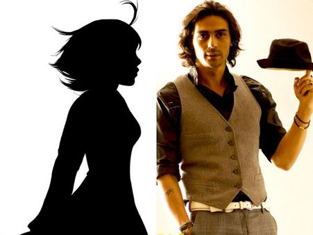 Stunning: Arjun Rampal's Lady Love In Rock On 2 Looks Beautiful!