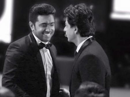 Nivin Pauly's Fan Moment With Shahrukh Khan!