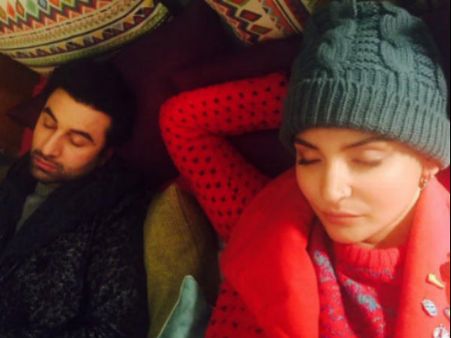 PICS! Ranbir Kapoor & Anushka Sharma's 'Lazy Moment' Captured On Camera, On The Sets Of ADHM!