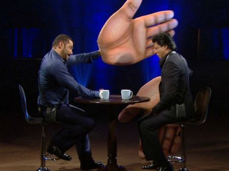 Bigg Boss 9: Salman-Shahrukh’s Coffee Date; Slap Each Other!