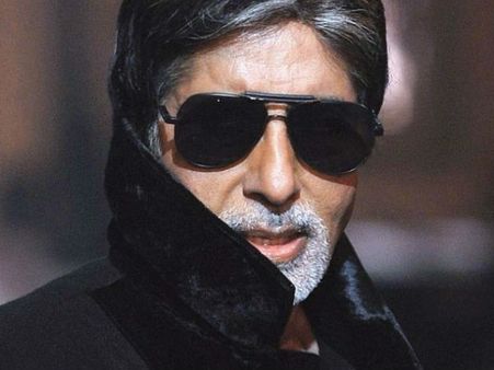 Not To Worry! Amitabh Bachchan Is Hale & Hearty After Undergoing Rib Cage Surgery