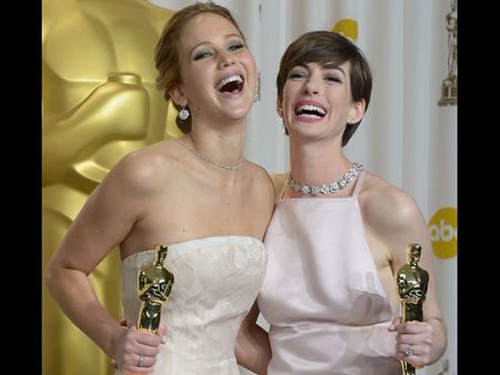 Anne Hathaway Defends Jennifer Lawrence : Says, ‘She Was Dryly Joking’
