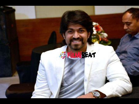 LAUNCHED: An Official Website Of Rocking Star Yash!