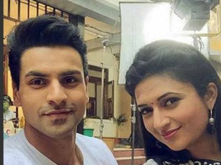 Nach Baliye 8: Yeh Hai Mohabbatein’s Divyanka Tripathi & Vivek Dahiya Approached!