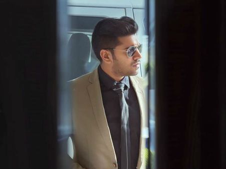 Nivin Pauly To Play A College Student Again