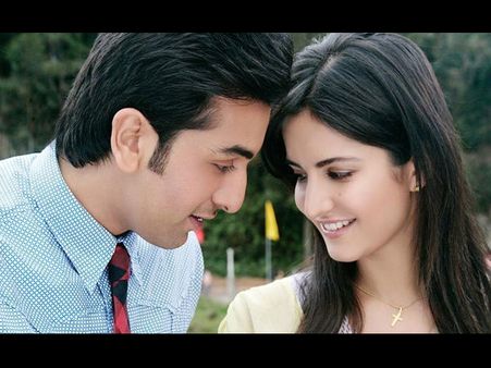 OMG! Ranbir Kapoor & Katrina Kaif Have Fun At Midnight