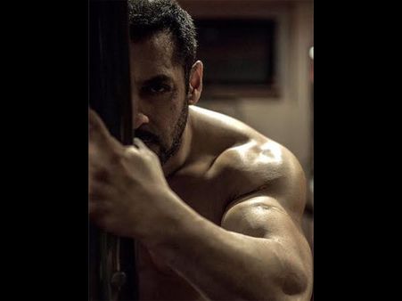 Salman Khan's New Sultan Picture Is So Hot, It Will Drive You Insane