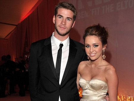 Miley Cyrus Bought A Mansion Worth $2.5 Million Close To Liam Hemsworth's House!