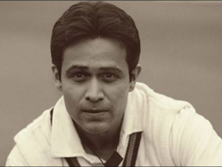 AZHAR FIRST LOOK! Emraan Hashmi Looks Exactly Like Mohammad Azharuddin