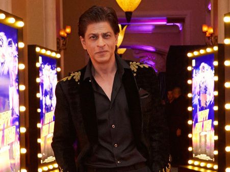 WOW! Shahrukh Khan Was A Fan Of These Amazing Personalities While Growing Up