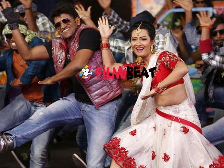 PIC TALK: Puneeth Rajkumar & Radhika Pandit Sizzle For 'Dodmane Huduga'