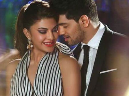 Jacqueline Fernandez In Awe Of Sooraj Pancholi!