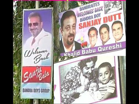 Pics: Fans Erect Sanjay Dutt's Posters All Across The Streets!