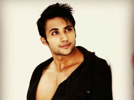 Zuber K Khan To Play Ssharad Malhotra’s Brother In Kasam!