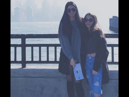 Stars In The Making! Sridevi's Daughter Khushi Kapoor & Aaliyah Kashyap Look Hot In This New Picture