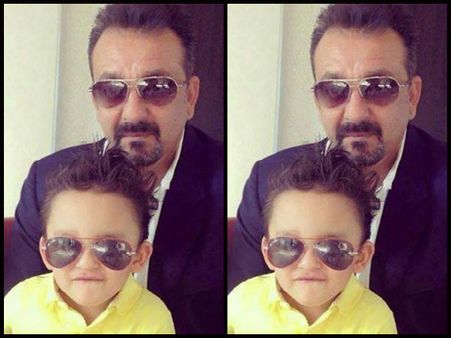 Check Out Sanjay Dutt's Latest Selfie With Little Son Shahraan!