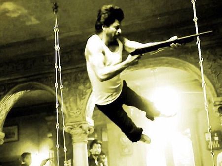 Photo Alert: Shahrukh Khan's Flying Stunt On The Sets Of Raees!