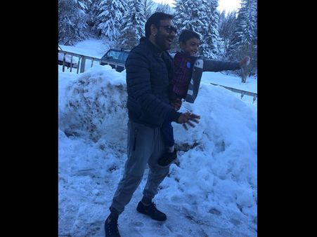 Ajay Devgn's Latest Pics With Son Yug, On The Sets Of Shivaay!