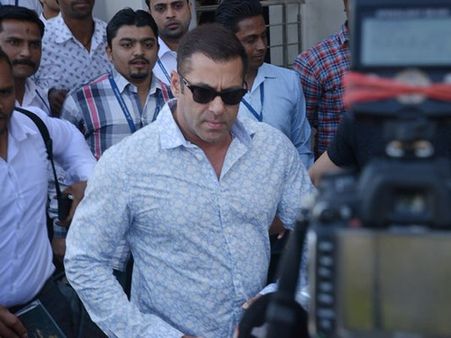 Salman Khan Pleads Not Guilty In Blackbuck Case, Says Cops WRONGLY Accused Him