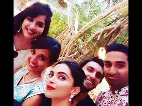 Together Forever! Ranveer Singh Posing With His Lady Love Deepika Padukone In Sri Lanka (Picture)