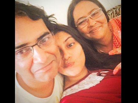 Pratyusha Banerjee Suicide: Actress’ Parents’ REVEAL SHOCKING FACTS!