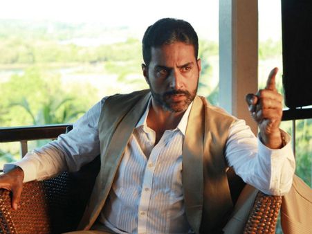 Kollywood Is Full Of Quality Cinema: Sudhanshu Pandey On His Role In Rajinikanth's '2.o' & More!