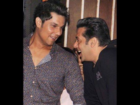 Randeep Hooda Hospitalised, Collapsed On The Sets Of Salman Khan's Sultan!