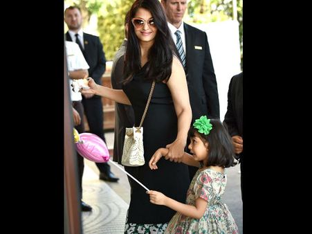 New Pictures! Aaradhya Bachchan's Fun Time With Mommy Aishwarya Rai Amidst Cannes Schedules!