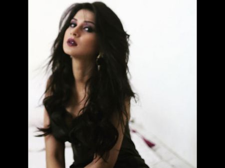 10 Hot Pictures: Why Jennifer Winget Is ‘Behad’ Excited!