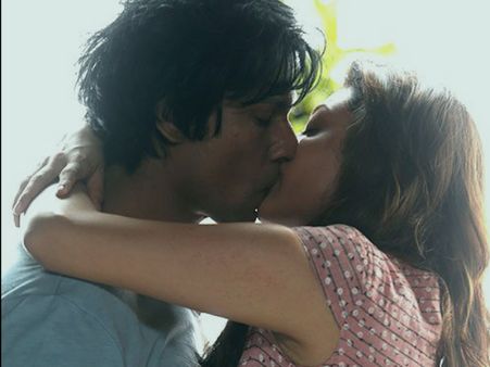 SHOCKER: Was Kajal Aggarwal Forced To Do A Lip-lock Scene?