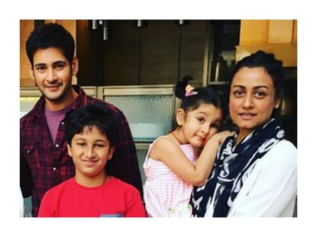 Mahesh Babu Having A Family Time In UK!