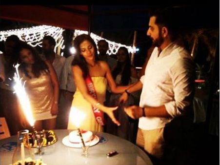 Siddhant Karnick Celebrates Fiancee Megha Gupta's Birthday!