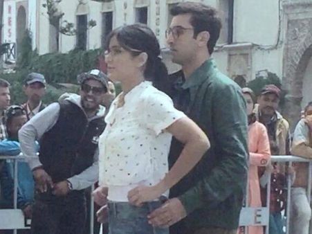 So Close! This Latest Picture Proves That Ranbir Kapoor & Katrina Kaif Still Make The Best Pair