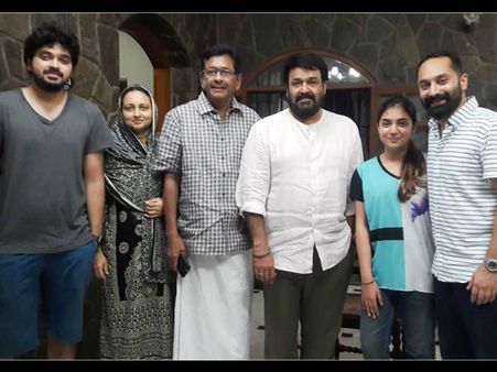 Mohanlal's Picture With Fazil & Family Takes Social Media By Storm!