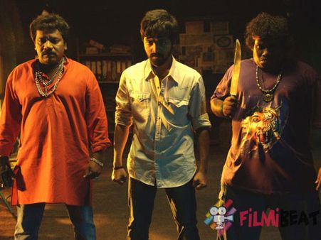 'Enakku Innoru Per Irukku' Movie Review & Rating: Satisfies Its Targeted Audience!