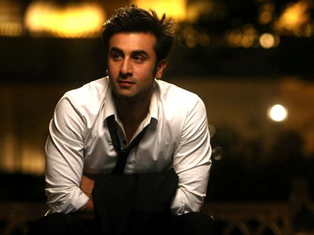 FYI Katrina Kaif! Ranbir Kapoor Turns A ‘Poet’ For Sunny Leone (Details Inside)