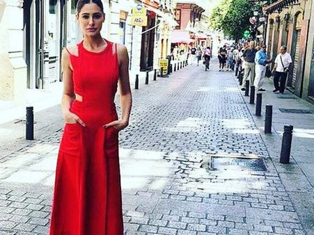 Wow! Nargis Fakhri Spotted Holidaying In Madrid, She Looks Stunning (Pictures)