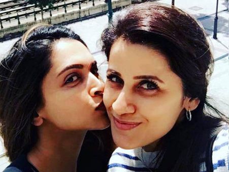 Lucky Girl! Deepika Padukone Kisses Celebrity Trainer Yasmin On The Cheeks
