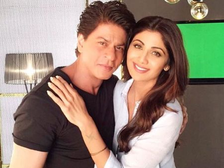 Two Hotties In One Frame! Shilpa Shetty Poses With Her First Bollywood Hero Shahrukh Khan!