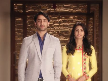 Kuch Rang Pyar Ke Aise Bhi: Ishwari's Insecurity To Bring Twists In Dev & Sonakshi's Relationship?