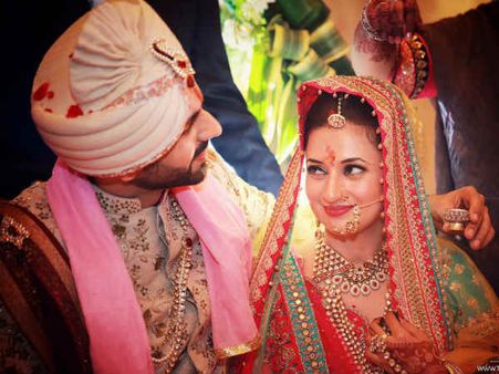 Divyanka Tripathi Changes Her Name To Divyanka Tripathi Dahiya!